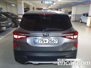 Kia Seltos Бензин 1.6 Turbo 2WD 2021 года из Южной Кореи