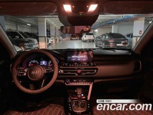 Kia Seltos Бензин 1.6 Turbo 2WD 2021 года из Южной Кореи
