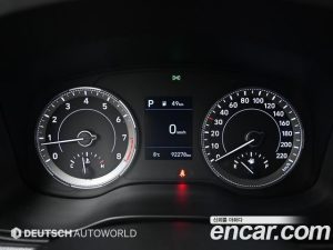 Hyundai Venue 1.6 Smart 2020 года из Южной Кореи