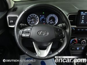 Hyundai Venue 1.6 Smart 2020 года из Южной Кореи