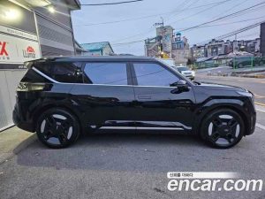 Kia EV9 Earth 4WD 2023 года из Южной Кореи