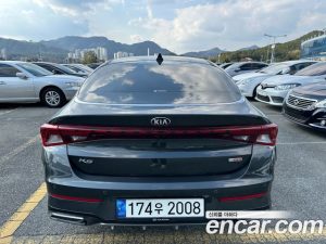 Kia K5 1.6 Turbo 2021 года из Южной Кореи