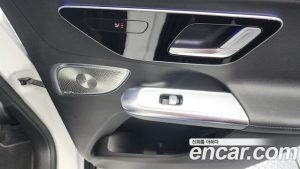 Mercedes-Benz EQE EQE500 4MATIC 2023 года из Южной Кореи