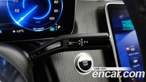 Mercedes-Benz EQE EQE500 4MATIC 2023 года из Южной Кореи