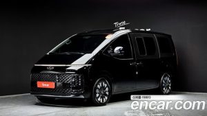 Hyundai Staria 4WD Lounge 7-Seater 2024 года из Южной Кореи