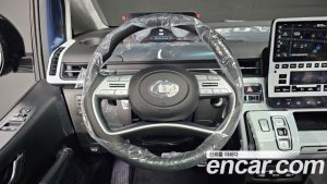 Hyundai Staria 4WD Lounge 7-Seater 2024 года из Южной Кореи