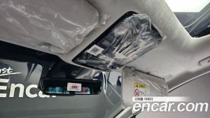 Hyundai Staria 4WD Lounge 7-Seater 2024 года из Южной Кореи