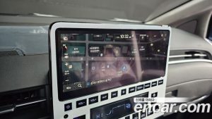 Hyundai Staria 4WD Lounge 7-Seater 2024 года из Южной Кореи