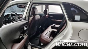 Kia Niro 1.6 HEV 2021 года из Южной Кореи