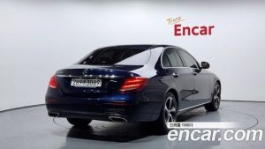 Mercedes-Benz E-Class E250 Avantgarde 2020 года из Южной Кореи