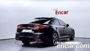 Kia Stinger 3.3 Turbo 2WD 2020 года из Южной Кореи