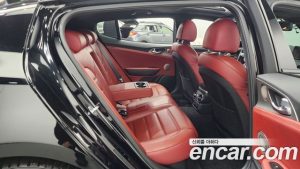 Kia Stinger 3.3 Turbo 2WD 2020 года из Южной Кореи