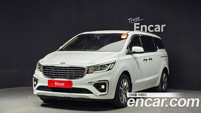 Kia Carnival 9-Seater Prestige 2020 года из Кореи