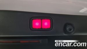 Mercedes-Benz E-Class E300 4MATIC AMG Line 2020 года из Южной Кореи