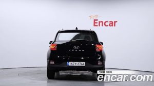 Hyundai Venue 1.6 Flux 2021 года из Южной Кореи