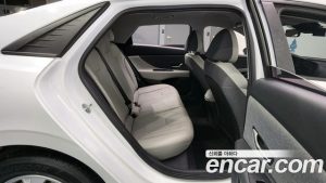 Hyundai AVANTE 1.6 2021 года из Южной Кореи
