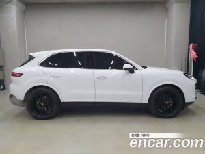 Porsche Cayenne 3.0 2024 года из Южной Кореи
