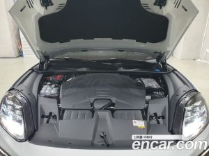 Porsche Cayenne 3.0 2024 года из Южной Кореи