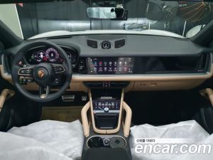 Porsche Cayenne 3.0 2024 года из Южной Кореи