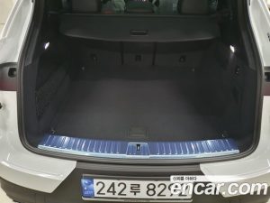 Porsche Cayenne 3.0 2024 года из Южной Кореи