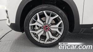Kia Seltos Бензин 1.6 Turbo 2WD 2020 года из Южной Кореи