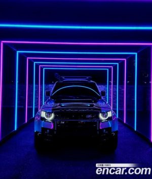 Land Rover Defender 110 P400 X 2023 года из Южной Кореи