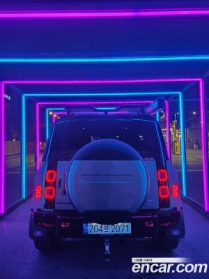 Land Rover Defender 110 P400 X 2023 года из Южной Кореи