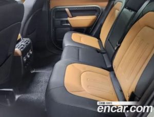 Land Rover Defender 110 P400 X 2023 года из Южной Кореи