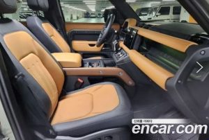 Land Rover Defender 110 P400 X 2023 года из Южной Кореи