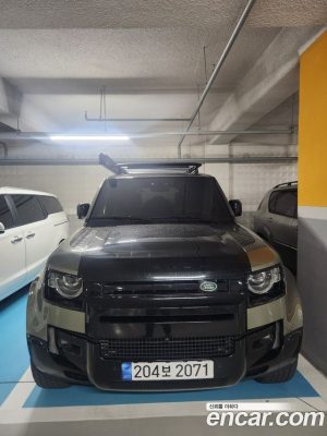 Land Rover Defender 110 P400 X 2023 года из Южной Кореи