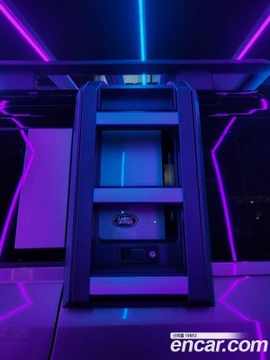 Land Rover Defender 110 P400 X 2023 года из Южной Кореи