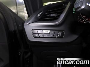 BMW 2-Series M235i xDrive 2021 года из Южной Кореи