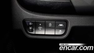 Kia Seltos Дизель 1.6 2WD 2022 года из Южной Кореи