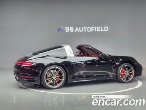 Porsche 911 TARGA 4 2023 года из Южной Кореи