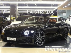 Bentley Continental 6.0 GTC 2019 года из Южной Кореи