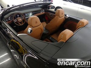 Bentley Continental 6.0 GTC 2019 года из Южной Кореи
