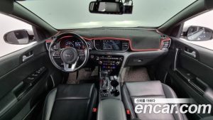 Kia Sportage Бензин 2.0 2WD 2019 года из Южной Кореи