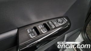 Kia Sportage Бензин 2.0 2WD 2019 года из Южной Кореи