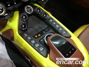 Astonmartin Vantage 4.0 V8 Coupe 2020 года из Южной Кореи