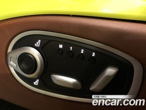 Astonmartin Vantage 4.0 V8 Coupe 2020 года из Южной Кореи