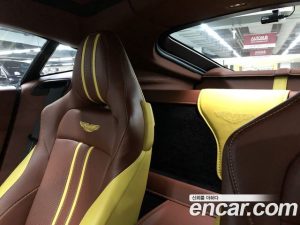 Astonmartin Vantage 4.0 V8 Coupe 2020 года из Южной Кореи