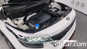 Kia Seltos Бензин 1.6 Turbo 2WD 2020 года из Южной Кореи