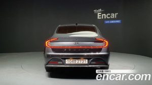 Hyundai Sonata 2.0 2020 года из Южной Кореи