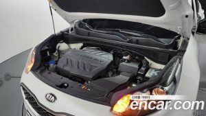 Kia Sportage Дизель 2.0 2WD 2020 года из Южной Кореи