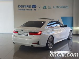 BMW 3-Series 320d Luxury 2020 года из Южной Кореи