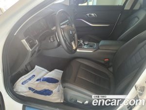 BMW 3-Series 320d Luxury 2020 года из Южной Кореи