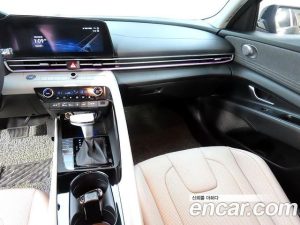 Hyundai AVANTE 1.6 2021 года из Южной Кореи