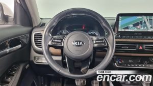 Kia Seltos Бензин 1.6 Turbo 2WD 2020 года из Южной Кореи