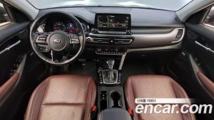 Kia Seltos Бензин 1.6 Turbo 2WD 2020 года из Южной Кореи