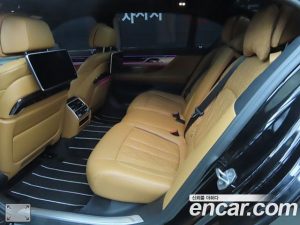 BMW 7-Series 730Ld xDrive M Sport 2020 года из Южной Кореи